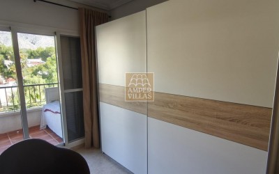 Lovely ground floor apartment with a large terrace.